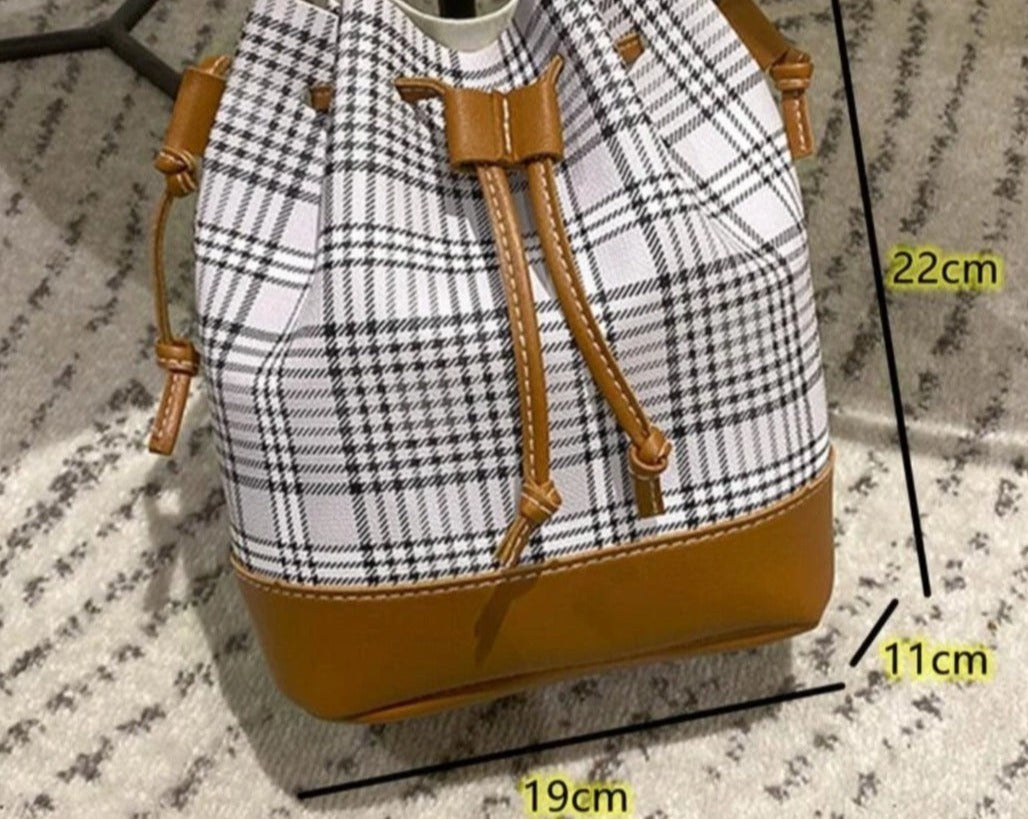 Plaid Bucket Bag