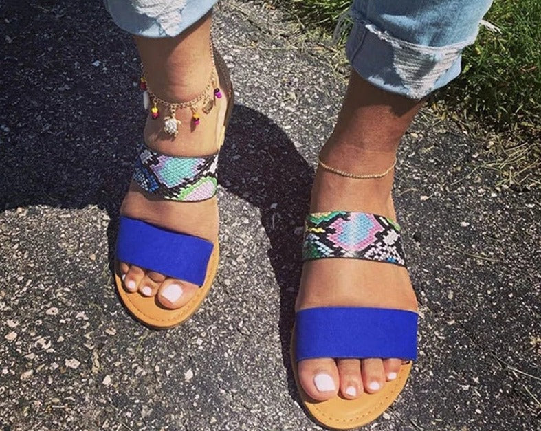 Zoo Keep Her Sandals