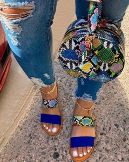 Zoo Keep Her Sandals